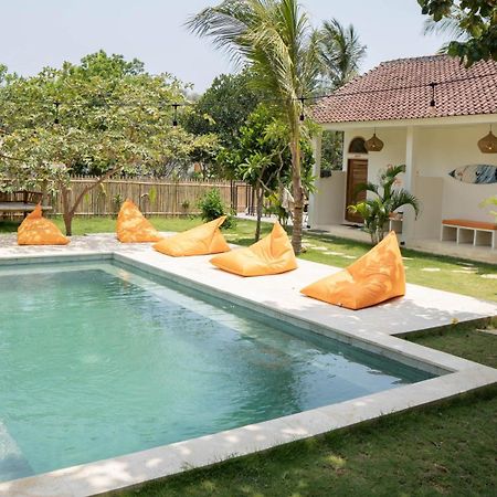 Lost Inn Kuta Capsule Hostel Ngoại thất bức ảnh